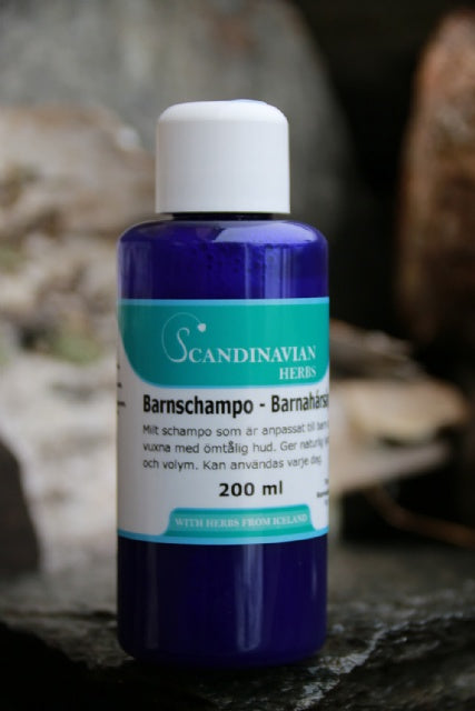 Barnschampo - Mild och naturlig rengöring för barnets hår och hårbotten